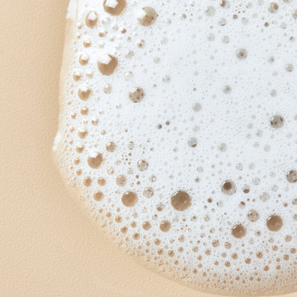 Coconut Oil Liquid Soap Base - close-up - Zoom Media 2