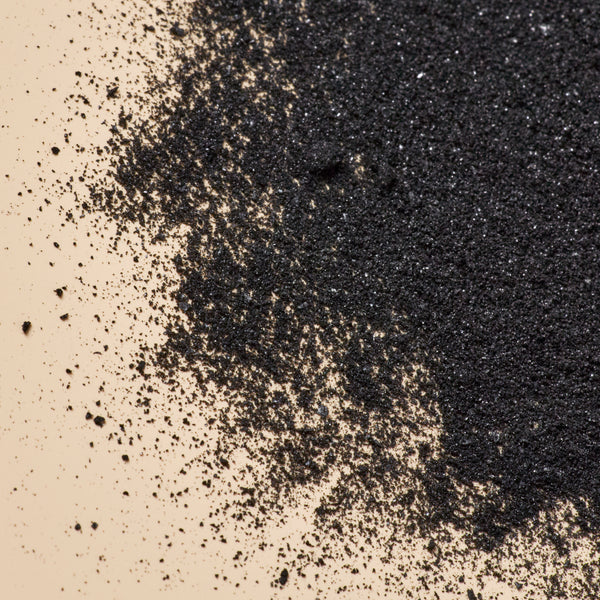 Activated Charcoal - Granular - close-up - Zoom Media 2
