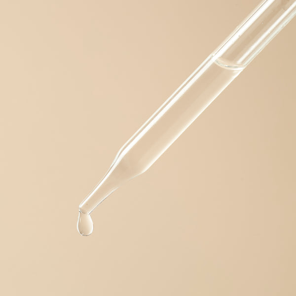 Grapefruit Water Essential Hydrosol - close-up - Zoom Media 2