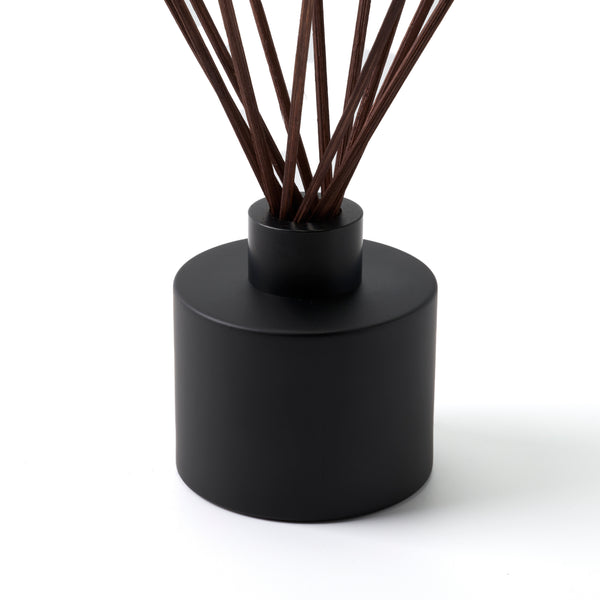 4.7 oz Black Matte Reed Diffuser Bottle - Zoom Media 2