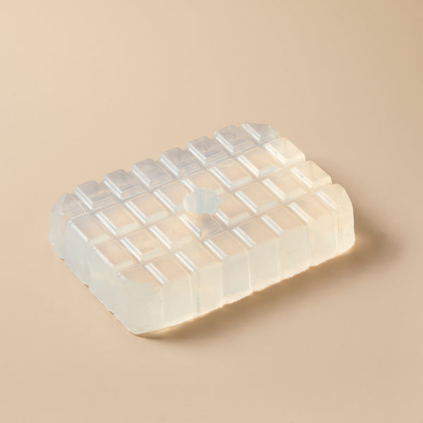 Detergent Free Clear Melt & Pour Soap Base - 2 lb Tray - close-up - Zoom Media 2