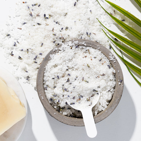 Coconut Milk & Lavender Soothing Bath Salt Kit - Zoom Media 1