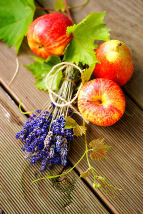 Lavender Apples & Oak Fragrance Oil 15717 - Zoom Media 1