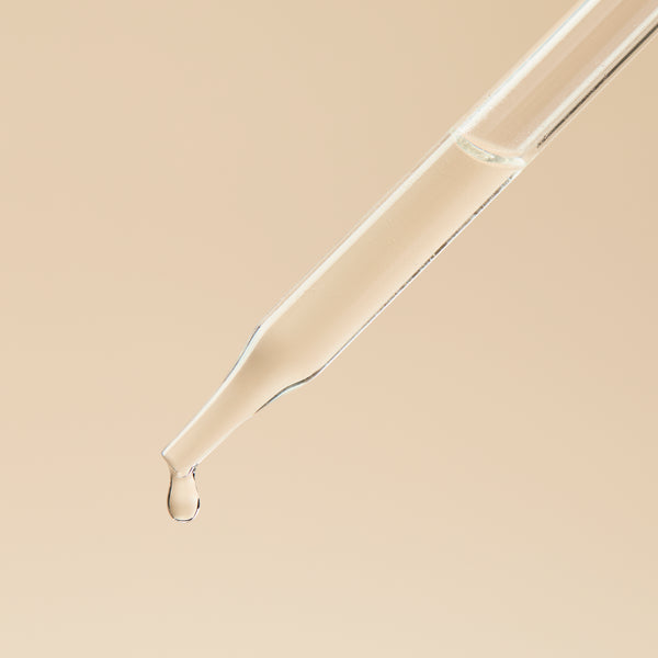 Cocamidopropyl Betaine - close-up - Zoom Media 2