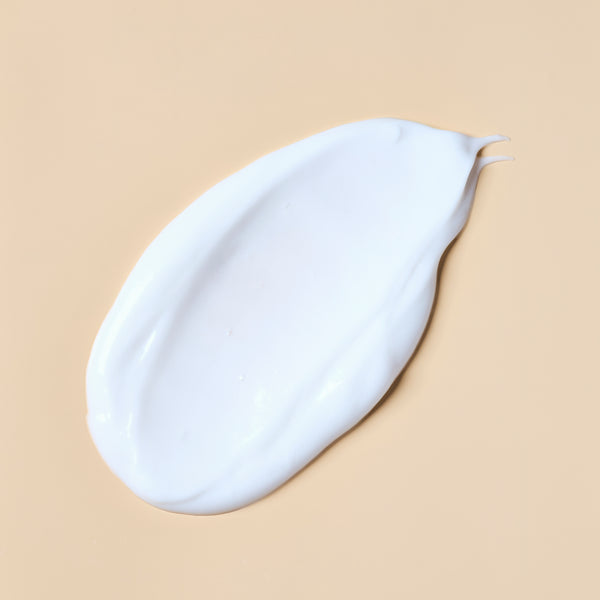 Massage & Body Lotion - close-up - Zoom Media 2