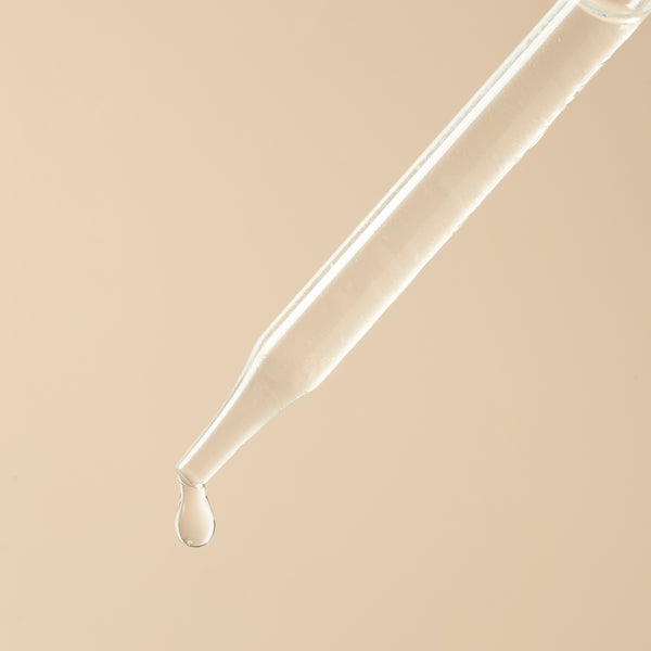 Coconut Water Essential Hydrosol - close-up - Zoom Media 2