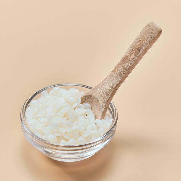 Zinc Ricinoleate - close-up - Zoom Media 2