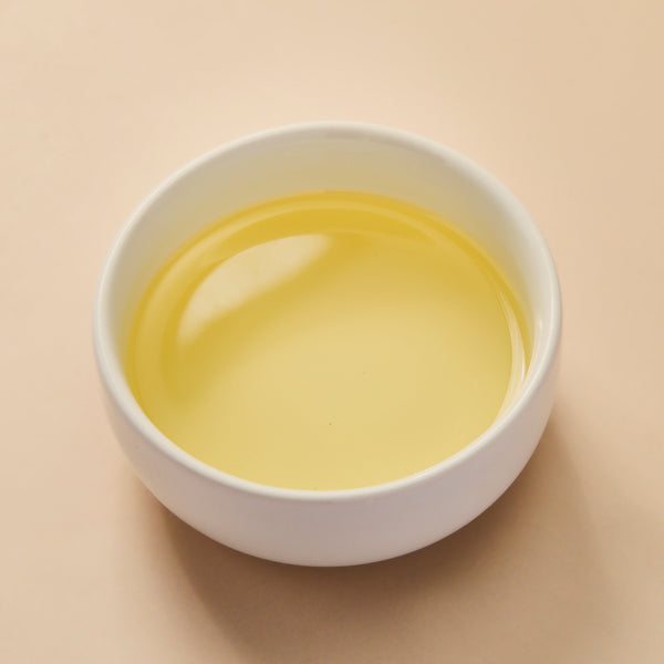 Cocoa Butter - Deodorized & Ultra White - close-up - Zoom Media 2