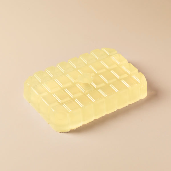 Premium Aloe & Olive Melt & Pour Soap Base - 2 lb Tray - close-up - Zoom Media 2