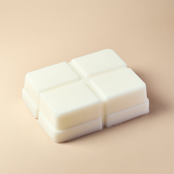 Basic Goat Milk Melt & Pour Soap Base - close-up - Zoom Media 2