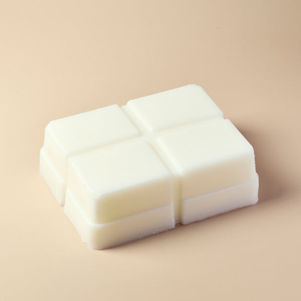Premium Goat Milk Melt & Pour Soap Base - 5 lb Tray - close-up - Zoom Media 2