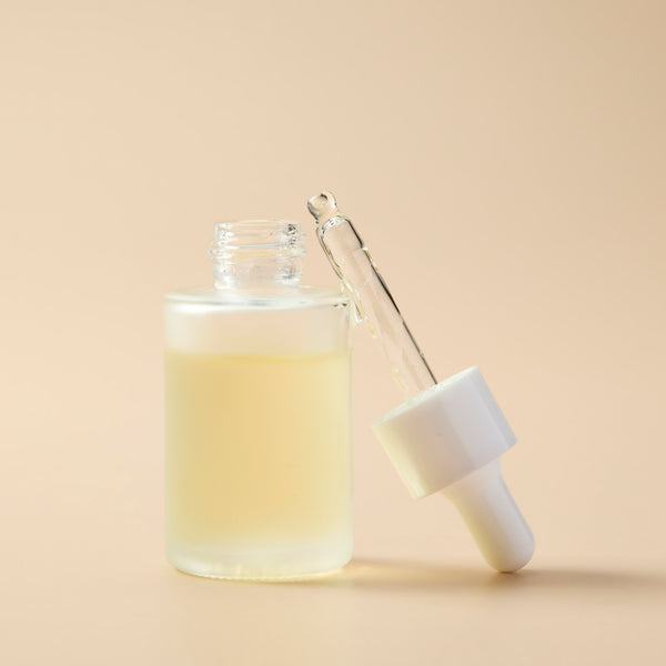 Sweet Almond Oil Refined Carrier Oil - Zoom Media 1