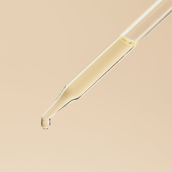 Grape Seed Oil - close-up - Zoom Media 2