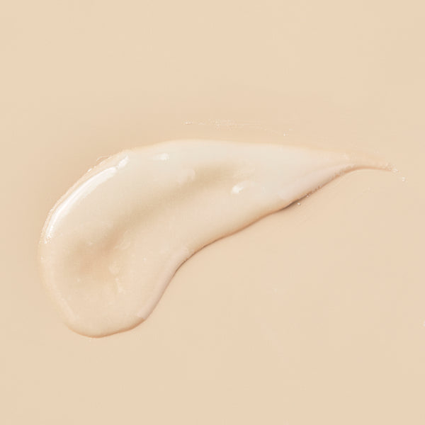 Lip Balm Base for Sticks - close-up - Zoom Media 2