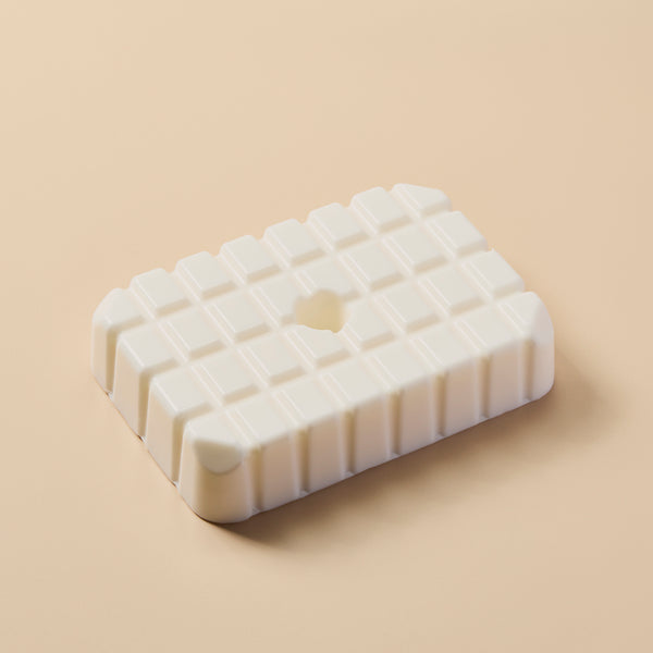 Detergent Free Goat Milk Melt & Pour Soap Base - close-up - Zoom Media 2