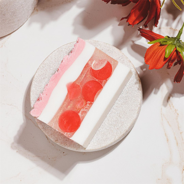 Shimmery Berry Vanilla MP Loaf Soap Kit - Zoom Media 1