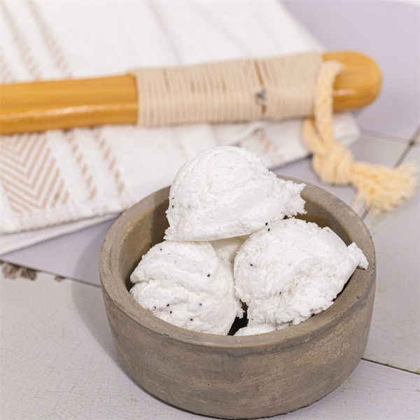 Vanilla Bubble Bath Scoops Kit - Zoom Media 1